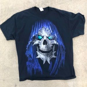 (2XL) Vintage grim reaper skull shirt. Tribal design aesthetic, looks dope!